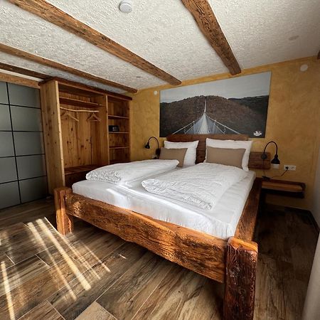Black Forest Hotel تودتناو الغرفة الصورة